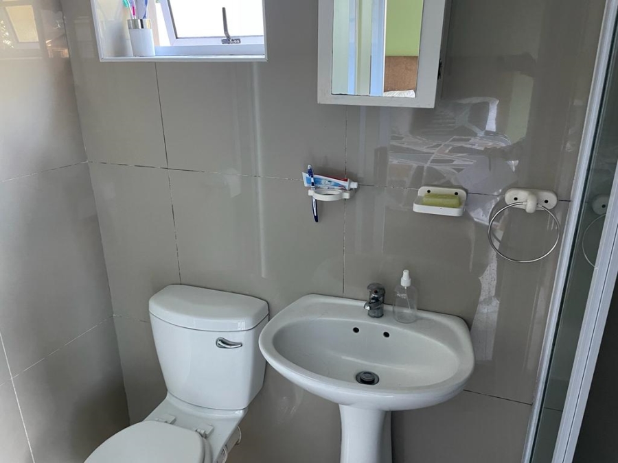 To Let 2 Bedroom Property for Rent in Kabega Park Eastern Cape
